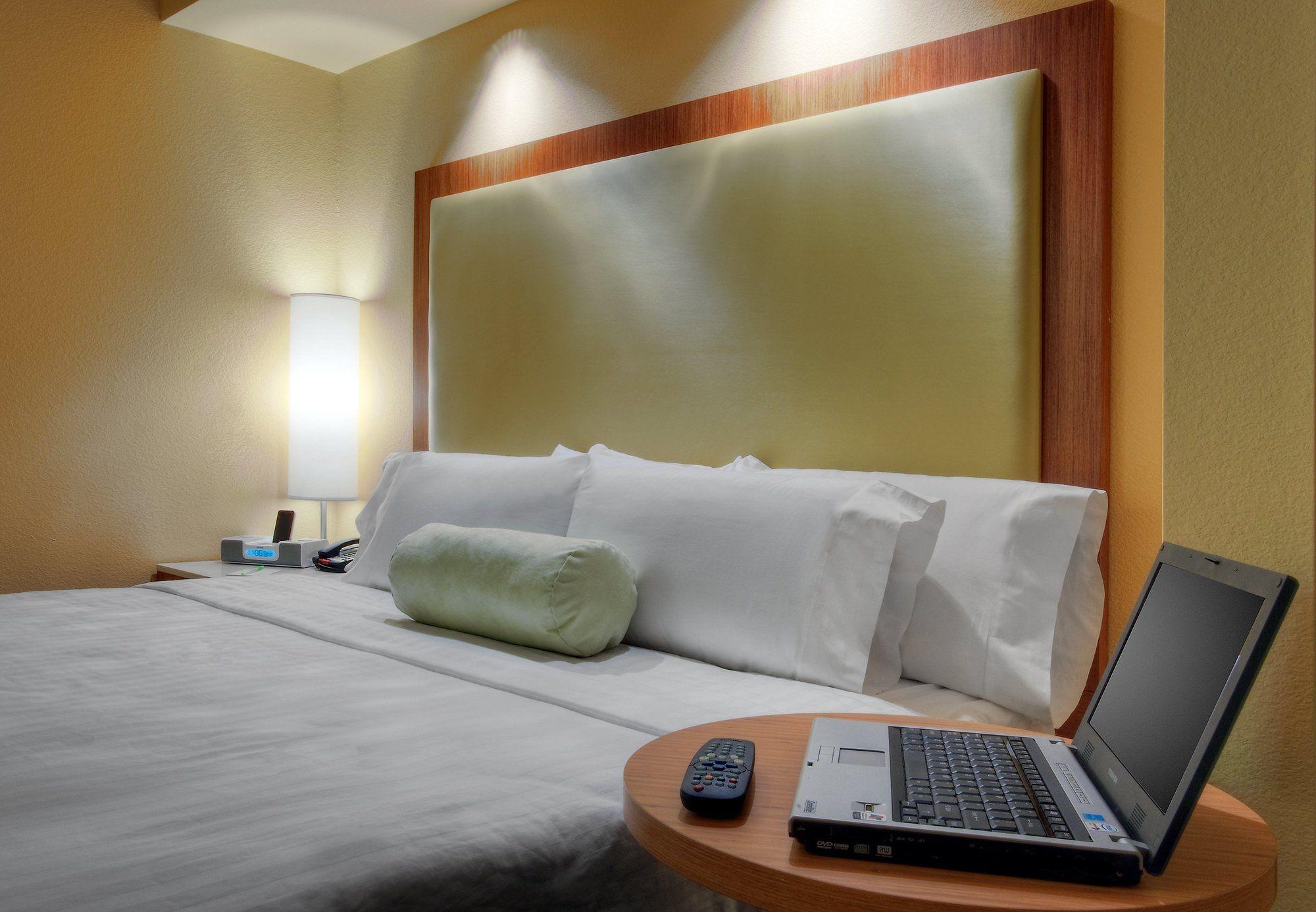 Springhill By Marriott North / Airport 3*