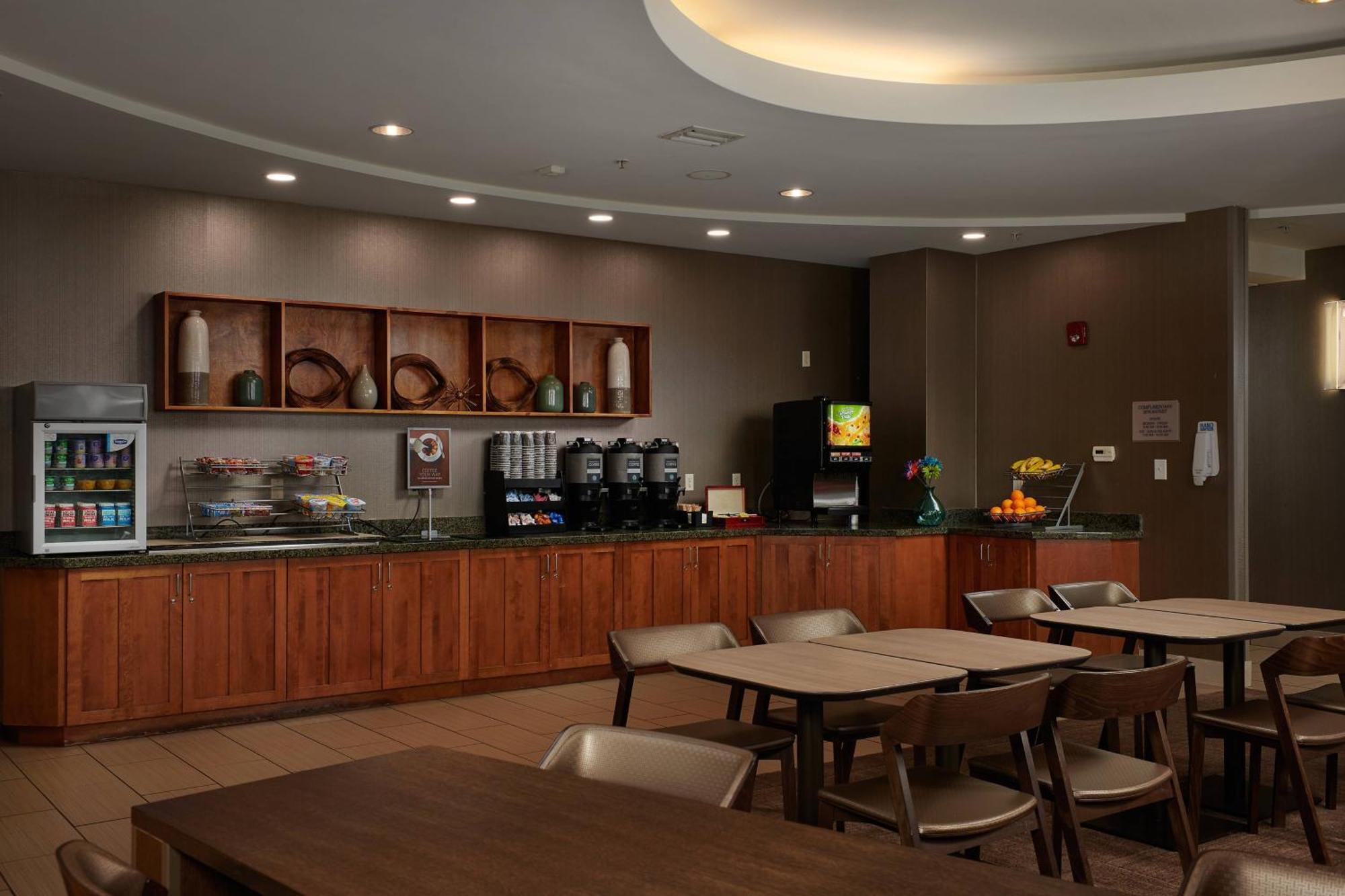 Springhill By Marriott North / Airport 3*
