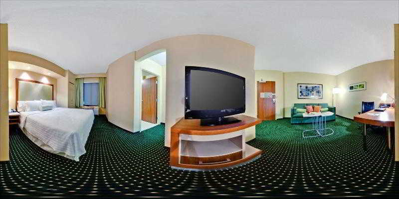 Springhill By Marriott North / Airport 3*